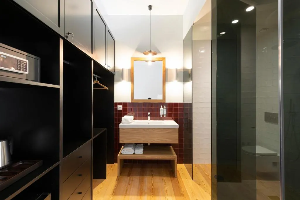 Twin Room with View